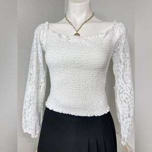 Long sleeve blouse with spring front and back